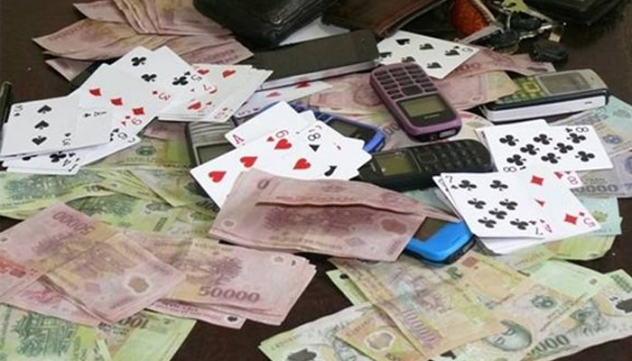 Hướng Dẫn Chơi Binh 6 Lá Dễ Ăn Điểm