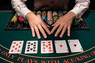 Poker là gì? Cách chơi như thế nào? 1 Poker là gì? Cách chơi như thế nào?