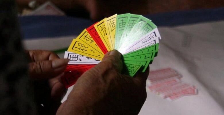 Các quân bài tứ sắc trong dân gian - trò chơi truyền thống